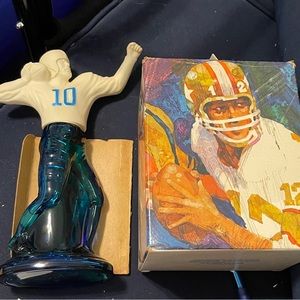 Vintage Football Inspired PASS PLAY FOOTBALL PLAYER QUARTERBACK 5oz NWOT